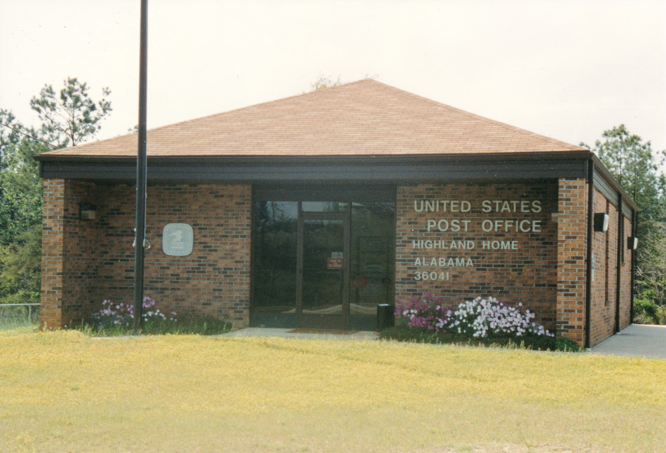 US Post Office Highland Home, Alabama