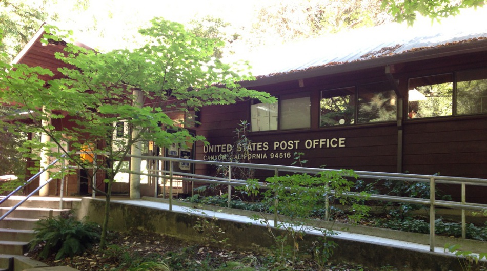 US Post Office Canyon, California