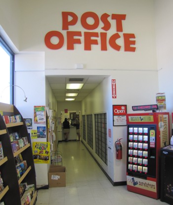 US Post Office Branson-Country Mart, Missouri
