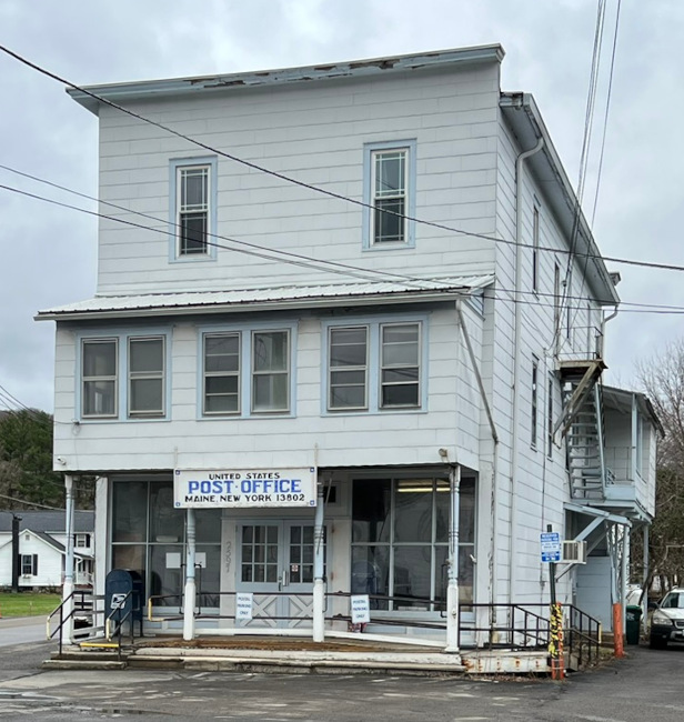 US Post Office Maine, New York