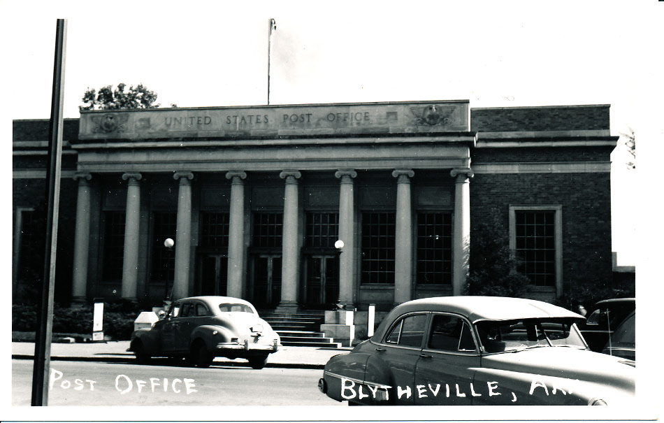 Blytheville, Arkansas Post Office Post Card