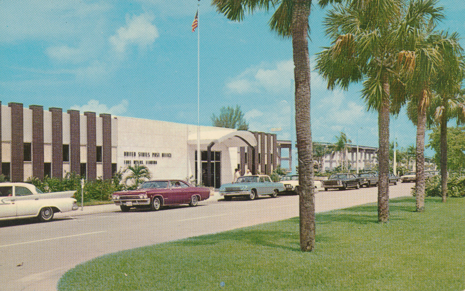 Fort Myers, Florida Post Office Post Card