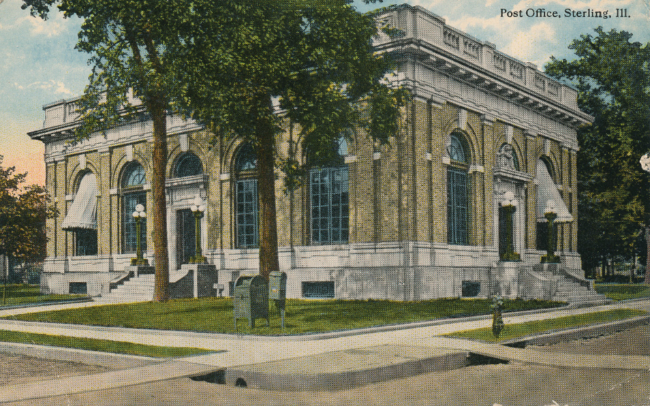 Sterling, Illinois Post Office Post Card