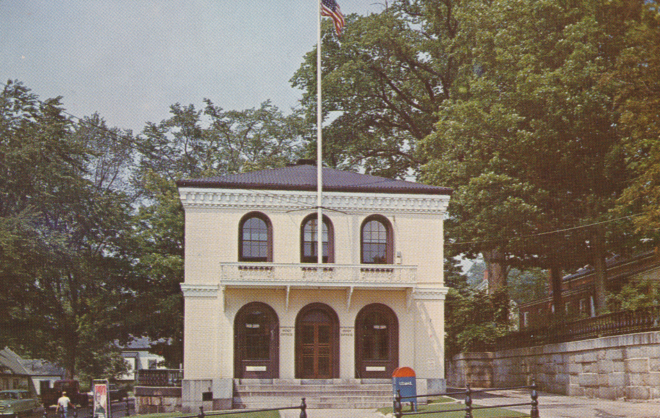 Waldoboro, Maine Post Office Post Card