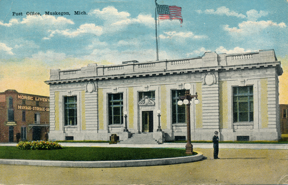 Muskegon, Michigan Post Office Post Card
