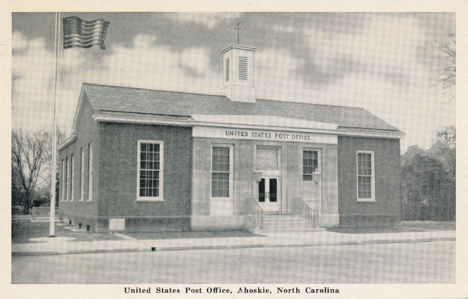 Ahoskie, North Carolina Post Office Post Card