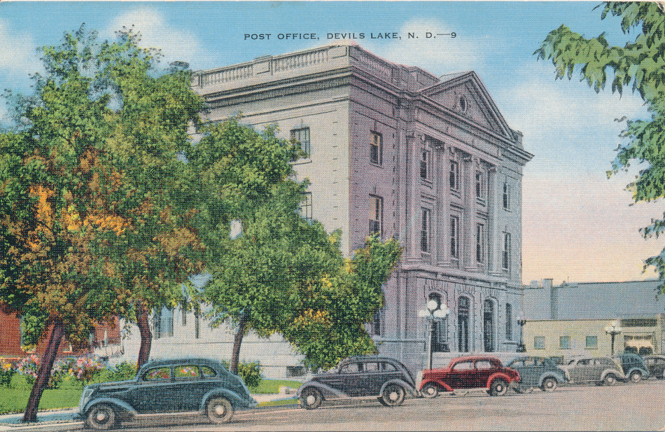 Devils Lake, North Dakota Post Office Post Card