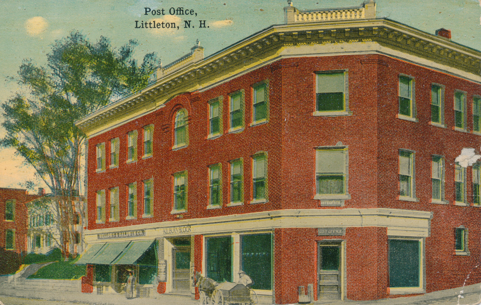 Littleton, New Hampshire Post Office Post Card