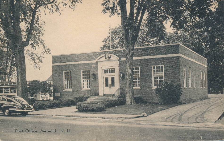 Meredith, New Hampshire Post Office Post Card