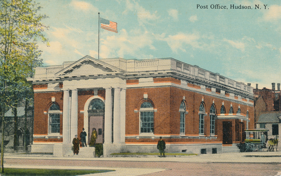 Hudson, New York Post Office Post Card