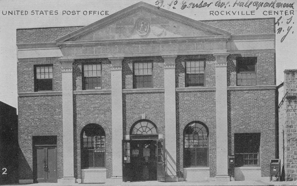 Rockville Center, New York Post Office Post Card