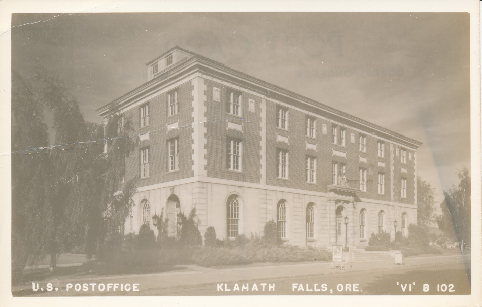 Klanath Falls, Oregon Post Office Post Card