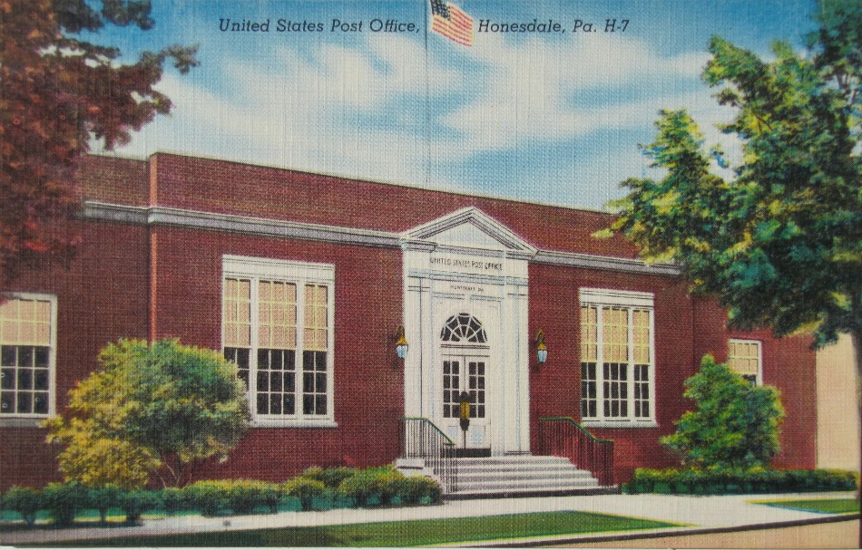 Honesdale, Pennsylvania Post Office Post Card