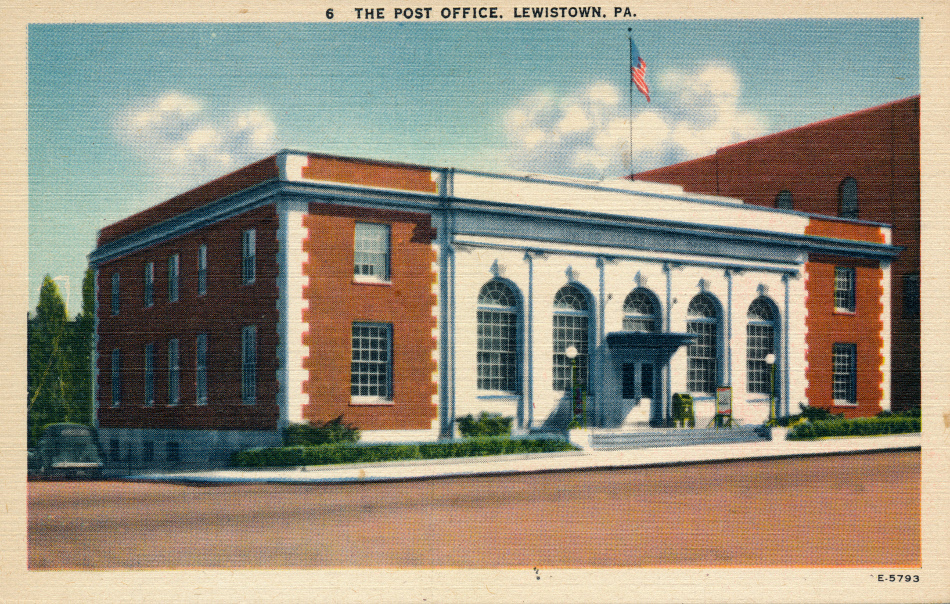 HLewistown, Pennsylvania Post Office Post Card