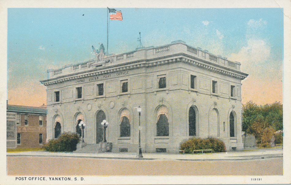 Yankton, South Dakota Post Office Post Card