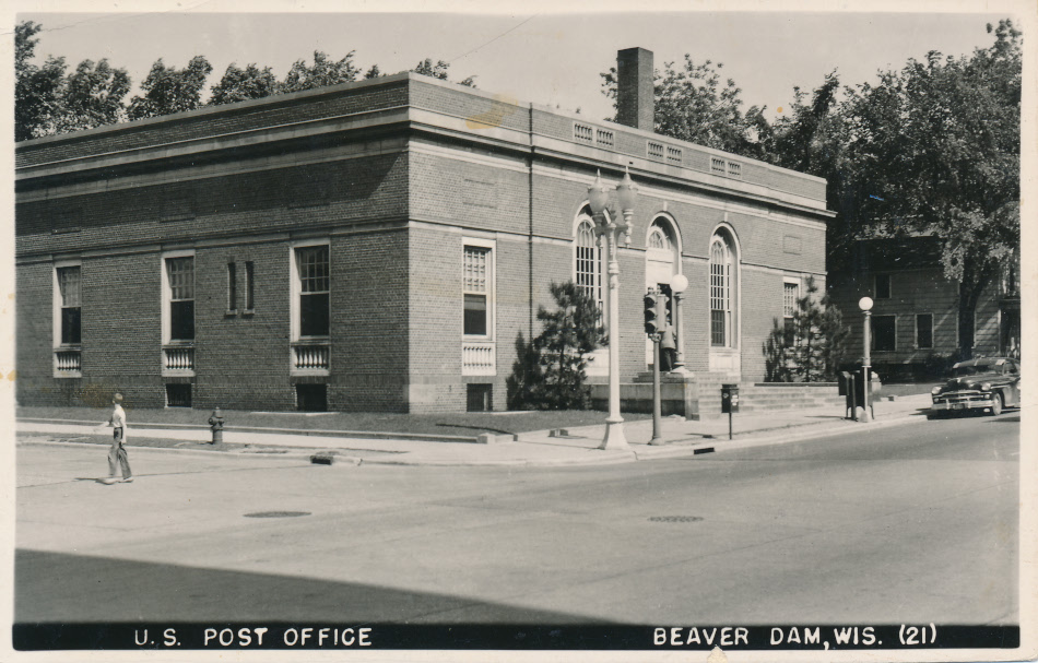 Beaver Dam, Wisconsin Post Office Post Card