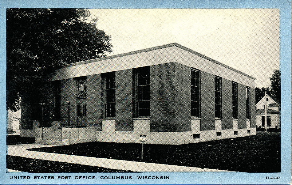 Columbus, Wisconsin Post Office Post Card