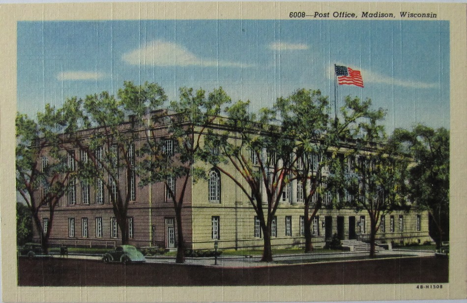 Madison, Wisconsin Post Office Post Card