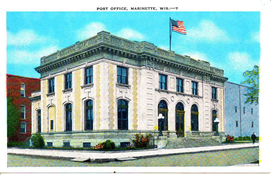 Marinette, Wisconsin Post Office Post Card