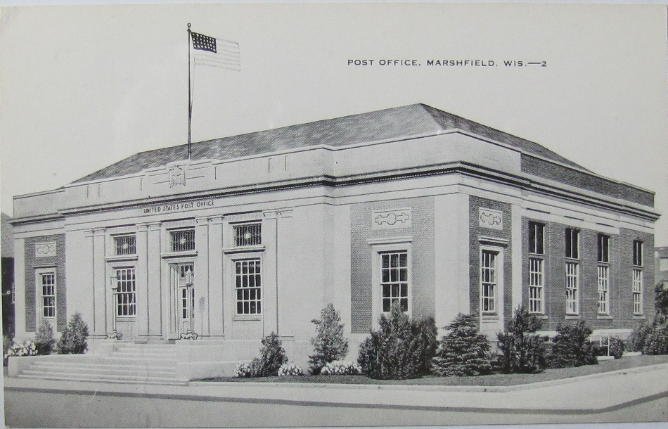 Marshfield, Wisconsin Post Office Post Card