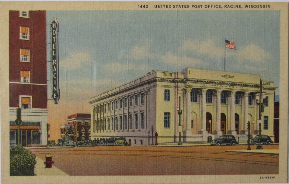 Racine, Wisconsin Post Office Post Card