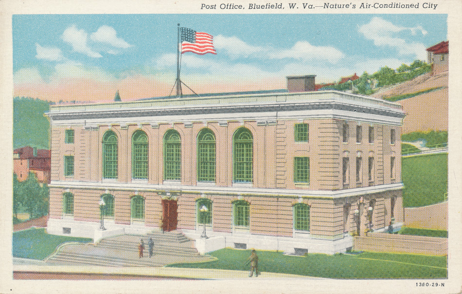 Bluefield, West Virginia Post Office Post Card