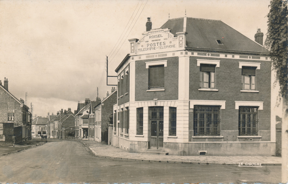 France, Roisel  Post Office Post Card