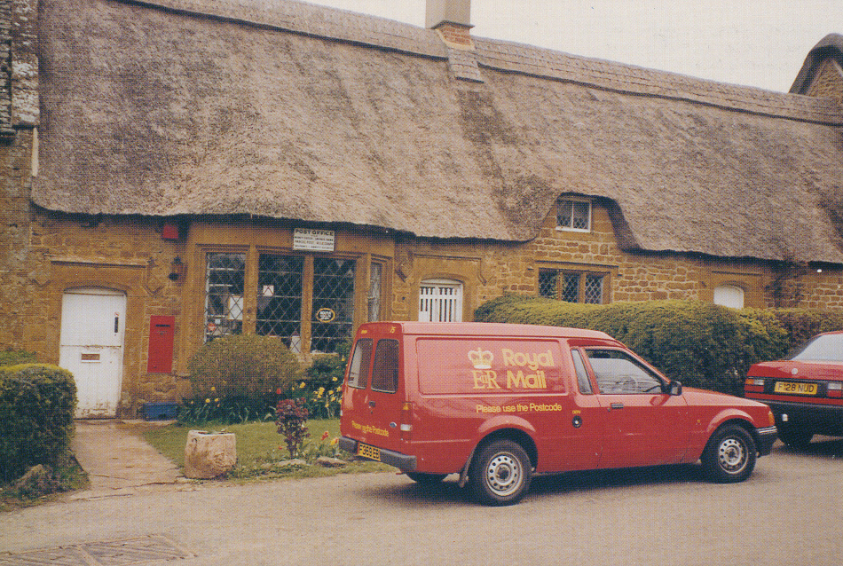 Great Tew, England Post Office Post Card