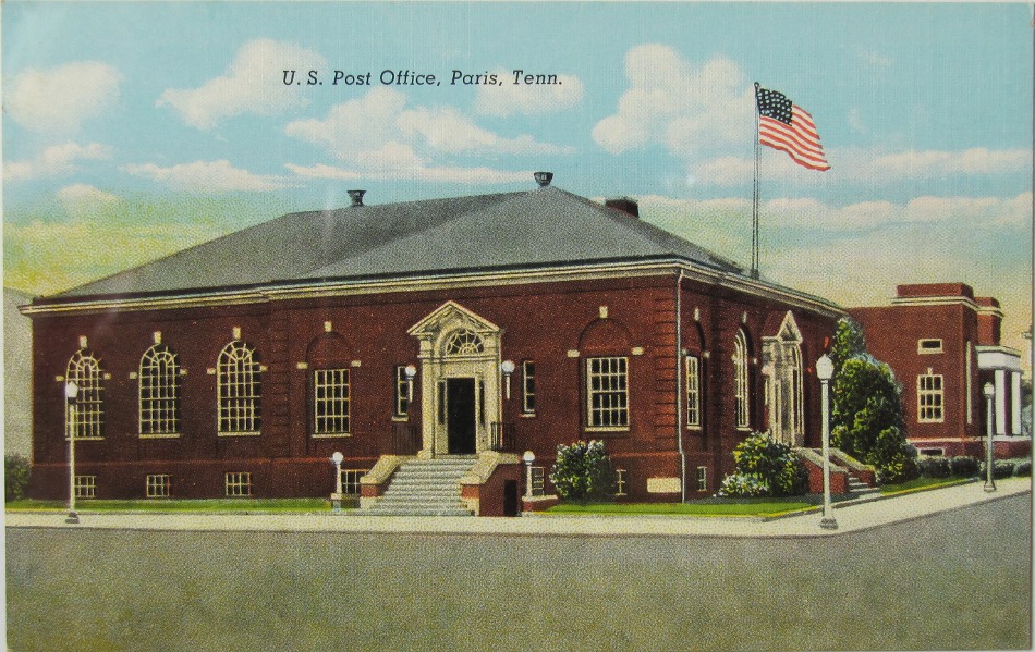 Paris, Tennessee Post Office Post Card