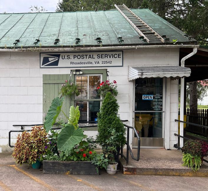 US Post Office Rhoadesville, Virginia