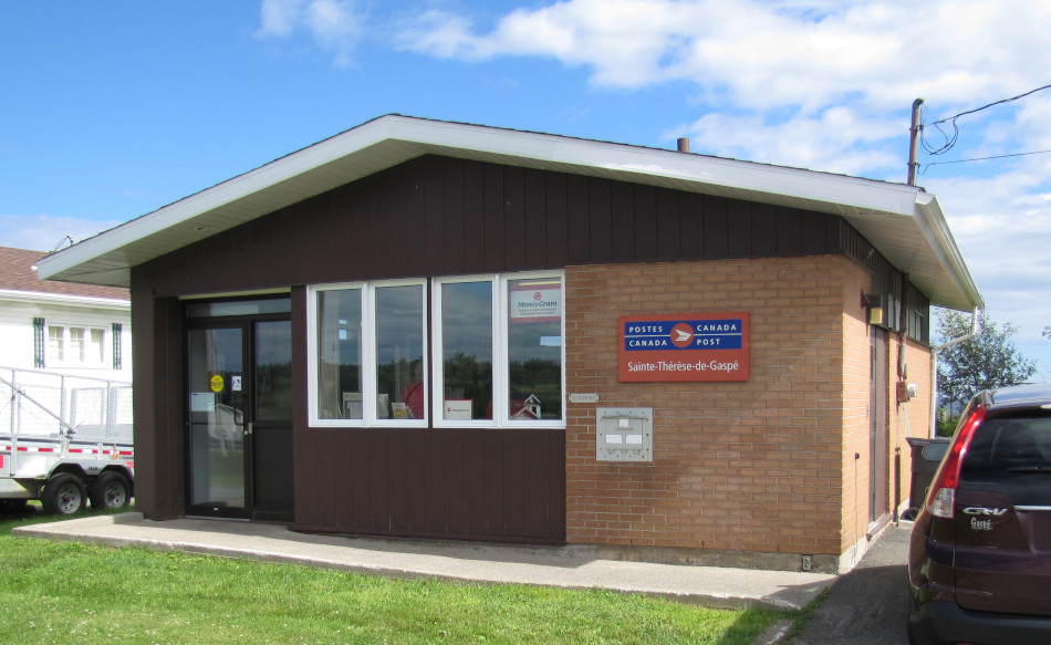 US Post Office Sainte-Thrse-de-Gasp, Canada